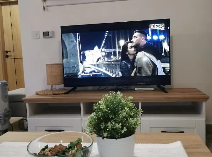 1001 Noc Zlatibor- Primamo Vaucere ! דירה *